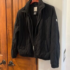 Vuori Women’s Halo insulated Jacket Quilted Dream Knit